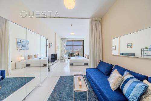 Club Vista Mare, free Riva beach club access, Dubaj (fotografie 6)