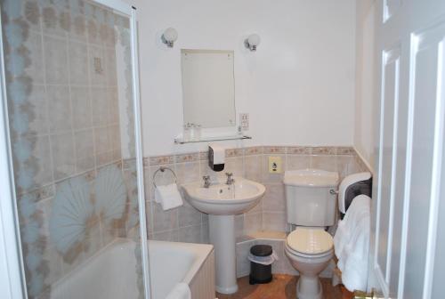 Room, family, 3 bedrooms