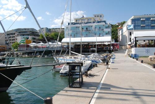 Lotos Hotel - image 6