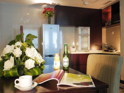 Hubei Poly Hotel – Wuhan, OH