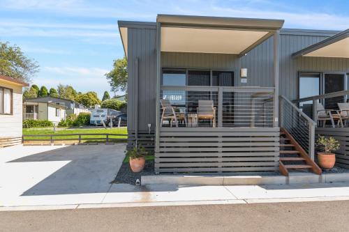 Exterior view, Moss Vale Holiday Park in Moss Vale