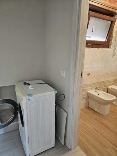 Appartamento Prestigioso Ristrutturato 3 Balconi - image 3