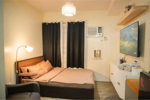 Studio Condo Unit at Standford Suites 3, Silang (foto 10)