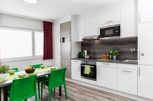 Business and Family Homes - Neuburg an der Kammel
