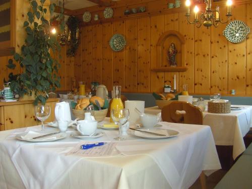 อาหารและเครื่องดื่ม, Landhaus Doris in ไพลค์