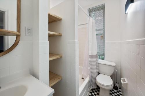 2BR Upper East Side near Central Park - image 2