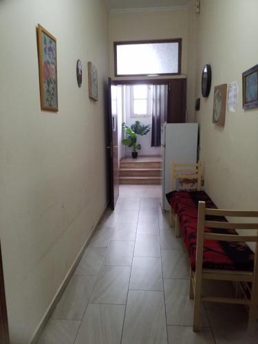 Rose Hostel, Тирана