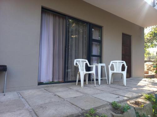 Shaka's Rest Studio Two in La- Mercy