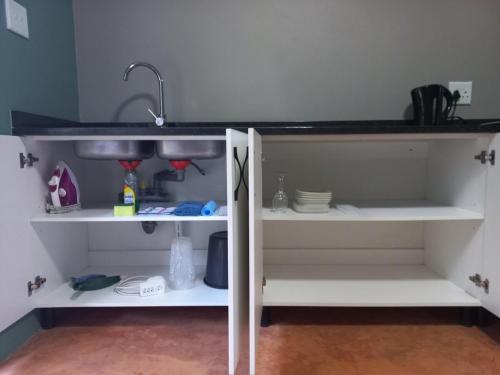 Shaka's Rest Studio Two in La- Mercy