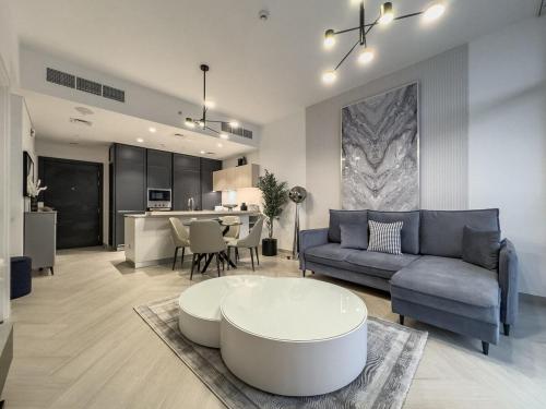 Amazing Brand New 1BR, Dubai (photo 6)