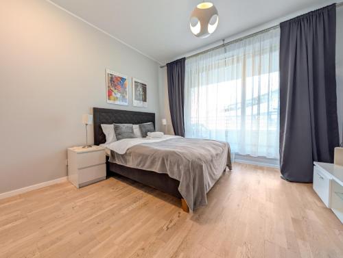 Ovo Comfy Studio with Balcony by BookingHost, Breslau (Foto 4)