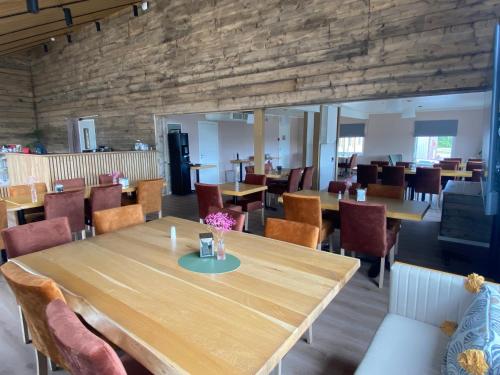 Ресторан, 8 Seasons Hotel in Varangerbotn