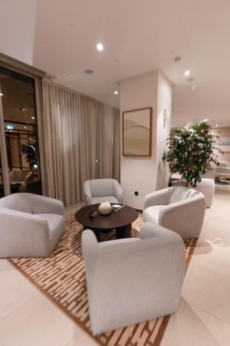 Luxury 2BR| Burj & Fountain View - image 11