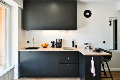 Thomas' Home - Trendy, Central & Balcony, Tallin (foto 9)
