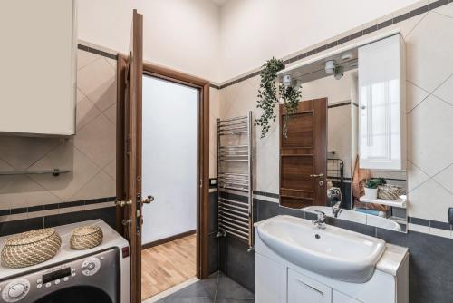 The Best Rent - Three-bedroom apartment in Porta Maggiore area, Rom (Foto 8)