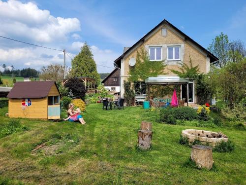 Apartment in Markoušovice (Apartment in Markousovice) in มาร์คูโซวิเซ