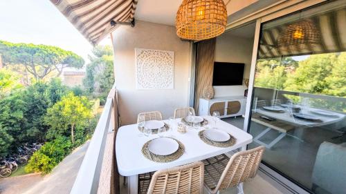Facilities, Cocon Santa Lucia - Saint Raphael near Le marrakech