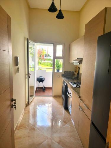 Bouznika Apartement de luxe 2 Chambres RDC in 布兹尼卡