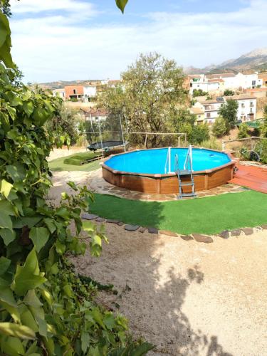 Casa La Liebrecilla – khách sạn tại Riogordo