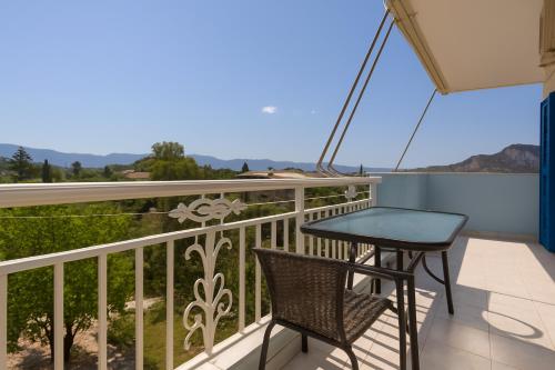 Mavretas Apartments 4 in Kalliteros