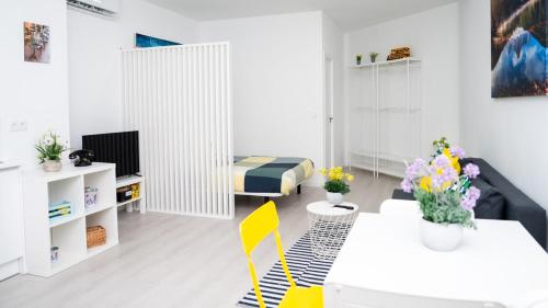 Studio New Complete 4 pax in سان فرناندو دي هيناريس