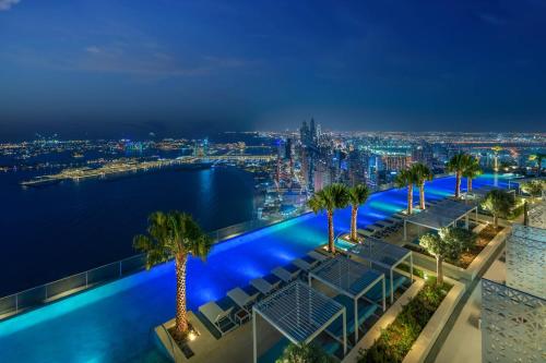 Luxury 1BR Sea View Apt Address JBR Dubai, Дубай (фото 3)