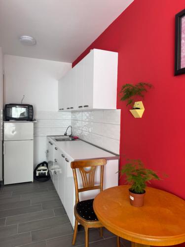 Apartament-in center of prishtina 3 in Όμπιλιτς