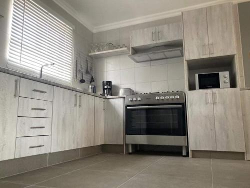 Meransha Langstrand Self Catering CC in ראנד רייפלס