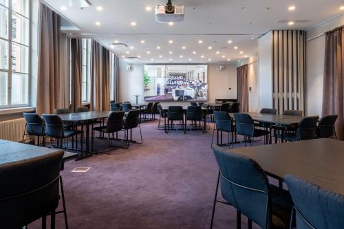 Scandic Grand Central Helsinki - image 11