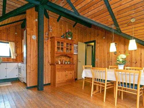 Seaside Rustic Retreat - By Traum Ferienwohnungen in รอสเล่ว