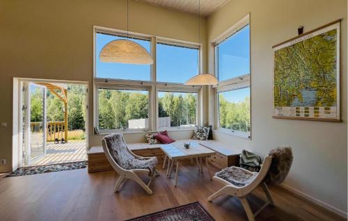 Nice Home In Astenas With Wifi in Brunskog