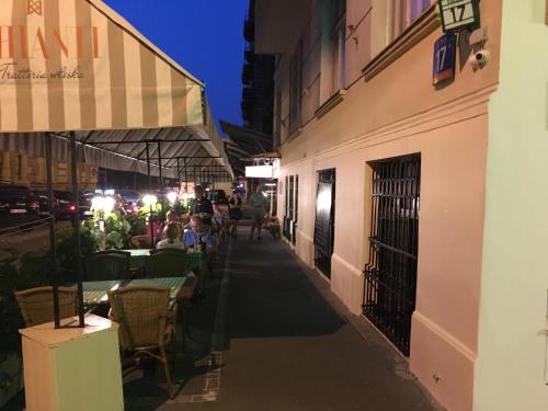 Elegant Apartment Foksal - image 7