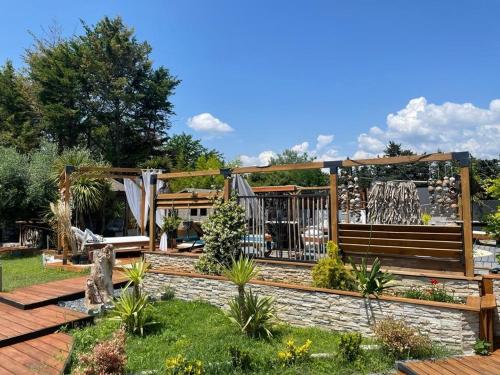 loft, clim, jardin, piscine, calme, parc expo,