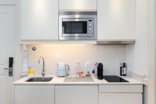 Villa Baixa - Lisbon Luxury Apartments - image 13