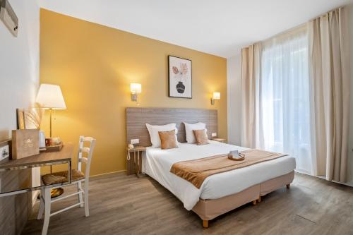 1 queen bed