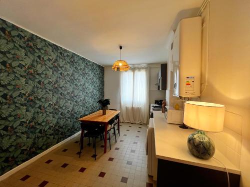 Suite Petite soeur - Appartement 6 & 8 personnes - Check in H24 & Wifi, Lyon (fotografie 9)