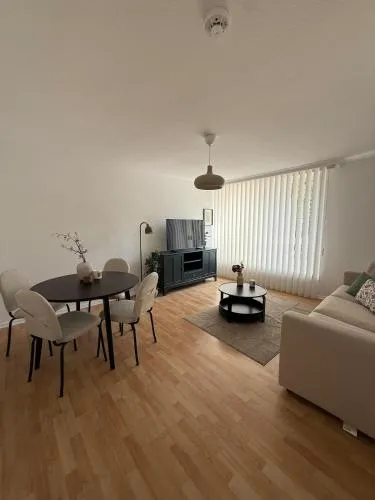 Schöne Wohnung gegenüber Bahnhof in Kassel, Deutschland
