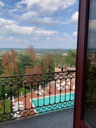 Skats, Hotel Villa Conte Riccardi in Rocca d' Arazzo