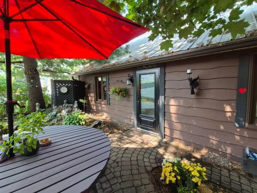 Unterkunft von außen, Guesthouse Refuge du Poete Montreal-Longueuil in Longueuil (QC)