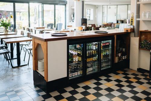 Pub/Hol, Hotel Blooker in Schouwen-Duiveland