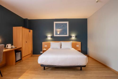 1 queen bed