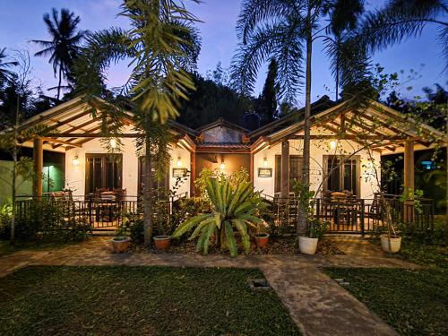 Exterior view, Max Safari Villa in Udawalawe