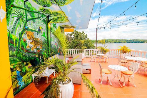 Hotel Villa Del Lago — hotel in Calle Centroamerica, Flores GT, 03001