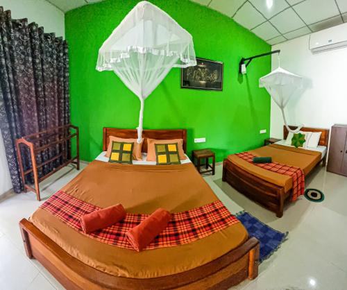 Max Safari Villa in Udawalawe