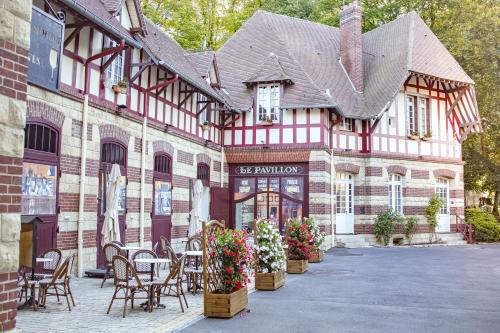 Le Chateau de la Tour - 레스토랑