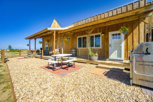 Yak Ranch w/ Mountain Views, Near Wellington! in Wellington (CO)