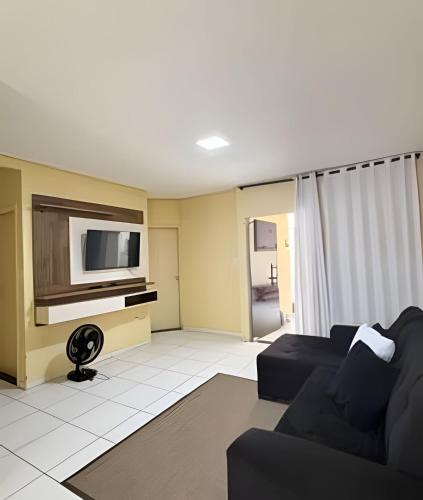 Casa com piscina 03 quartos até 10 pessoas (Casa com piscina 03 quartos ate 10 pessoas) near สนามบินนานาชาติริโอบรังโค