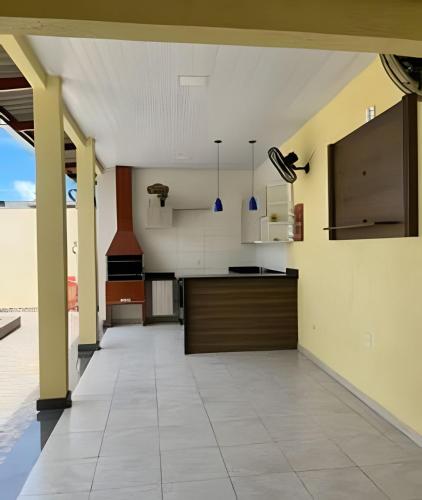 ห้องครัว, Casa com piscina 03 quartos até 10 pessoas (Casa com piscina 03 quartos ate 10 pessoas) near สนามบินนานาชาติริโอบรังโค