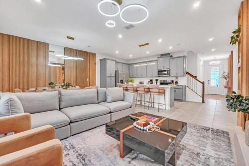 Stunning Home with first Class Amenities, Orlando Villa 6242 near Disney's Blizzard Beach Water Park