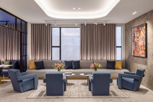 Hotel Indigo Melbourne Little Collins 3